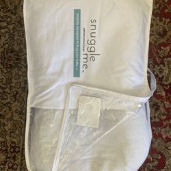 Snuggle Me Baby Lounger
