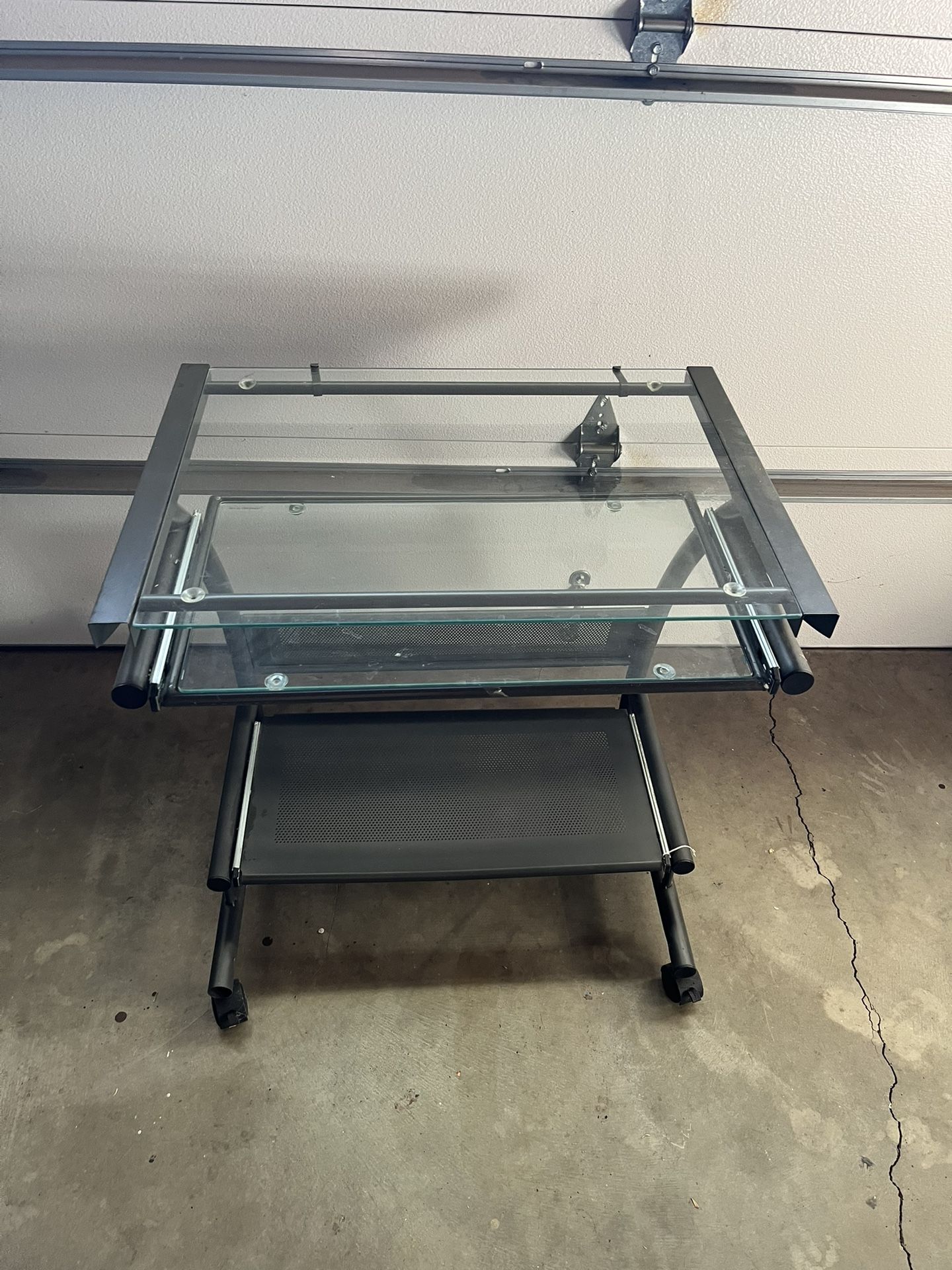 Rolling Computer Desk