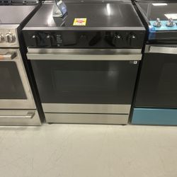 50% off New Open Box Samsung Bespoke Slide And Range Msrp $1999