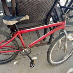 Old School Redline Bmx 24 Inch Bike With Extra Wheelset 