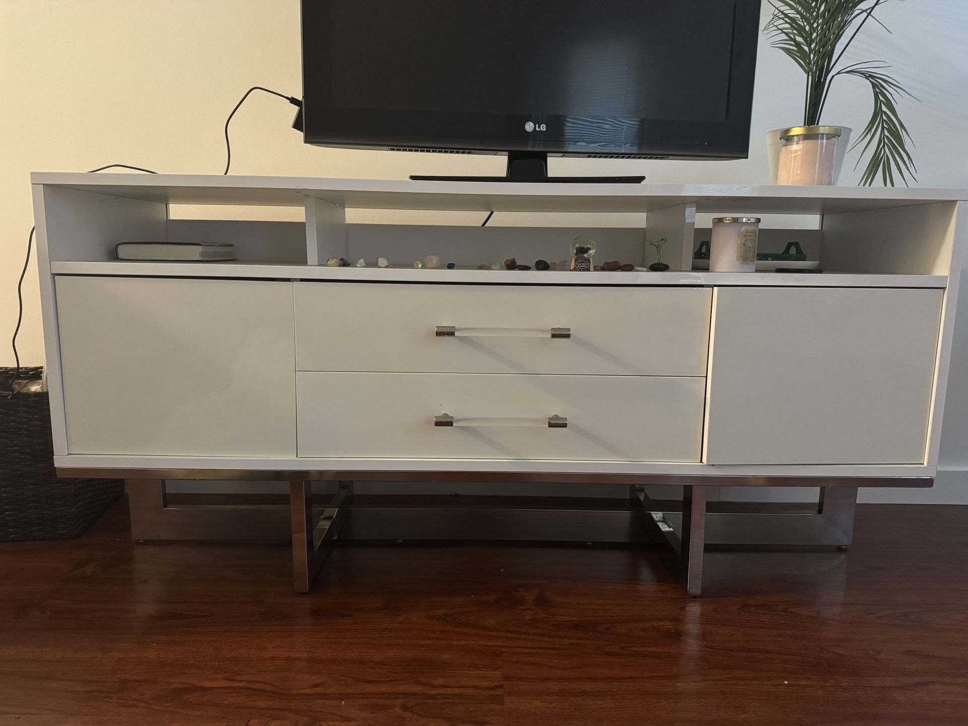 White TV stand