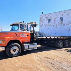 1996 Ford L9000 Heavy Duty Flatbed Tow Truck
