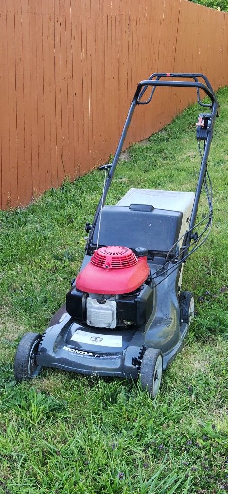 Honda Self Propelled Lawn Mower!