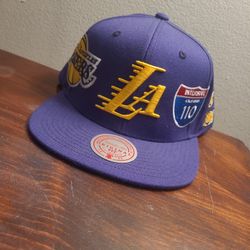 Lakers LA hat 