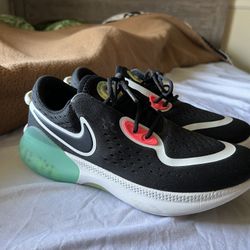 Nike Joyride