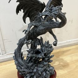 Dragon Resin With Base