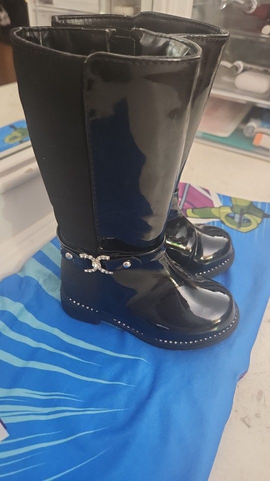 Black Patent Leather Toddler Girl Boots Sz 5