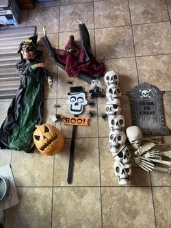 Halloween Decor 