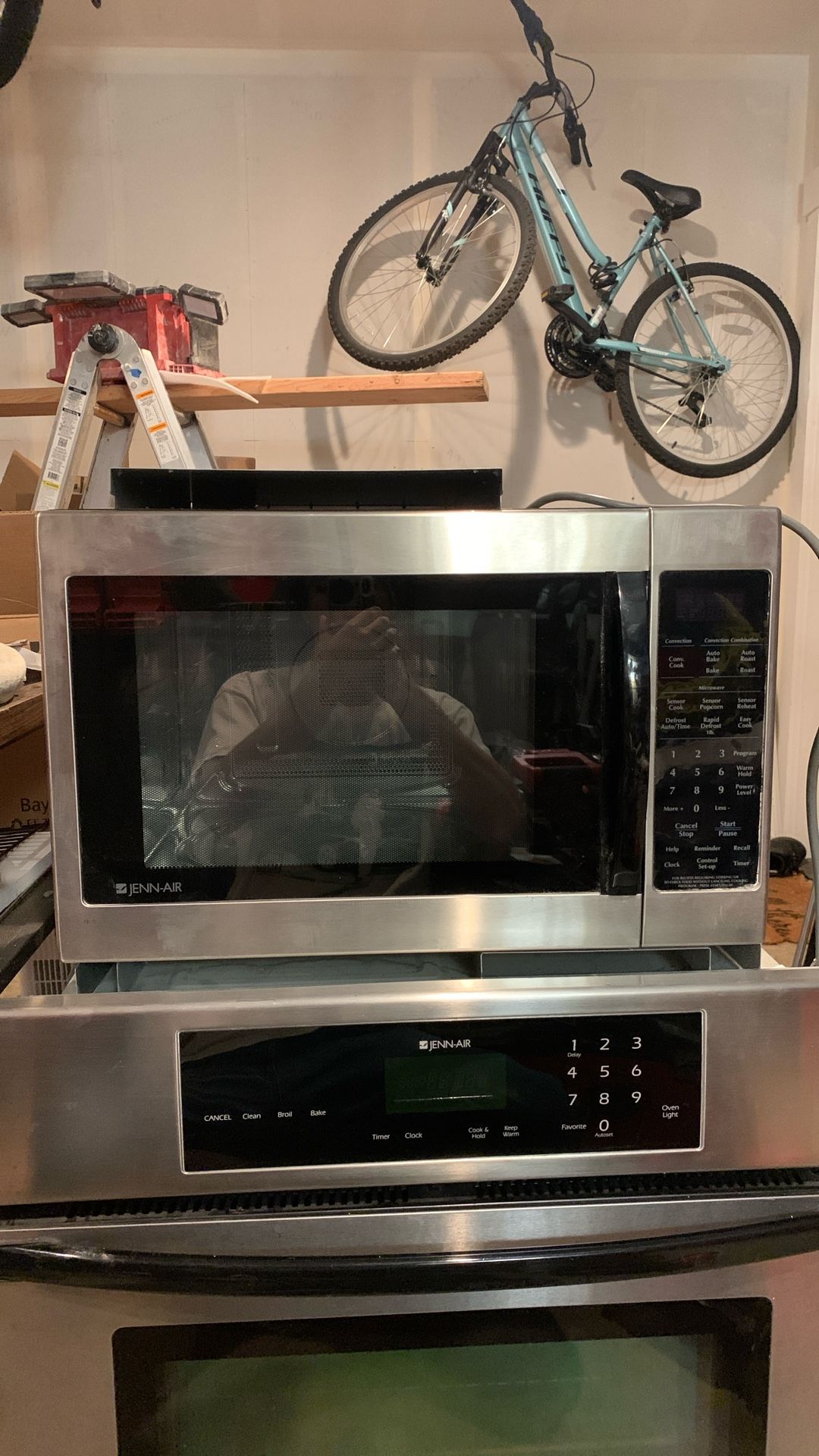 Jenn-air Microwave And A Jenn-air Oven