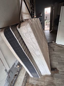 Full size Mattress with box spring