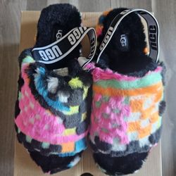 UGG NEW! fluff yeah slides furry wool uggs sandals slippers with elastic heel straps size 9 UNWORN