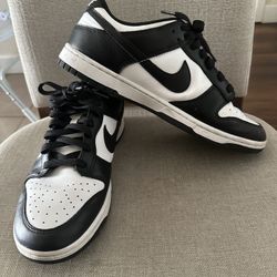 Nike Dunk Low Pandas Size 11