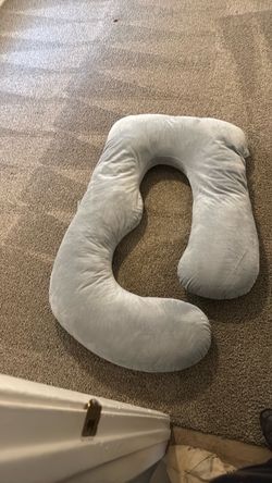 Momcozy full body pillow