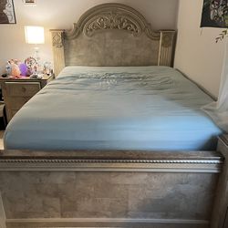 Queen Size Bed set 