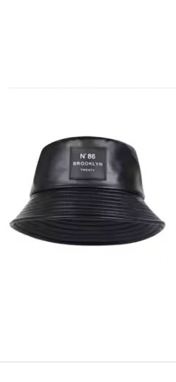 Bucket hat