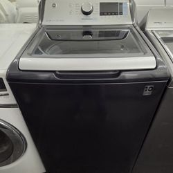 Extra-Large Capacity Washer 