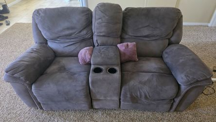 LA-Z BOY RECLINER COUCH