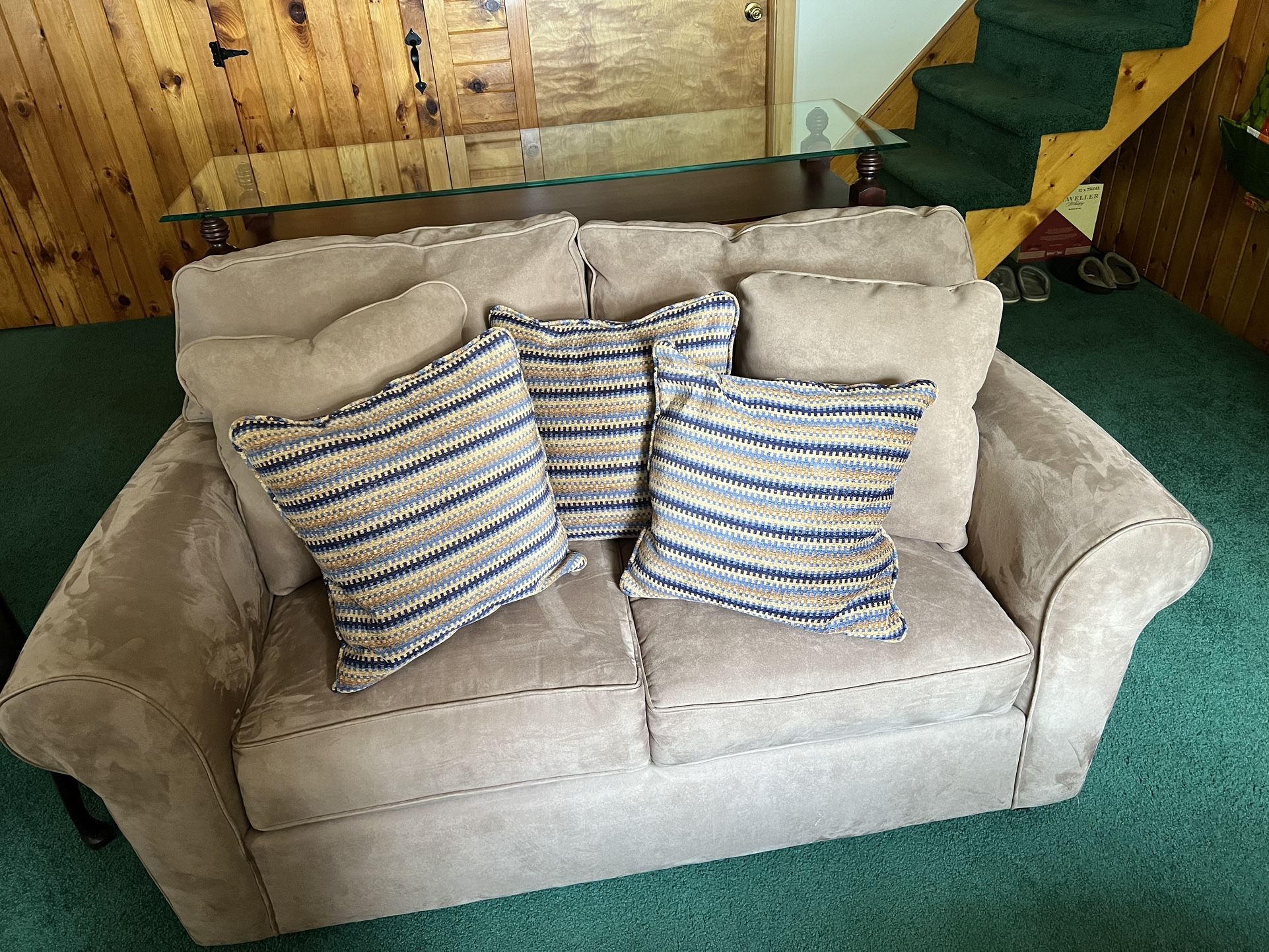 Loveseat - Like New! No Stains! Beautiful! $50