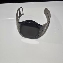 Samsung Galaxy Watch 5.  40mm 