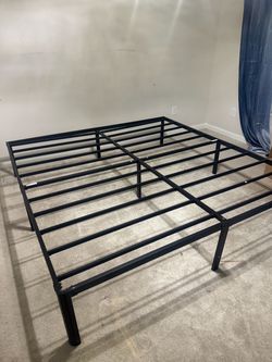 Black Metal Platform Bed Frame king size