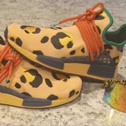 100% AUTHENTIC Men's adidas NMD Hu PHARRELL Animal Print Leopard Pulse Amber size 8.5 BRAND NEW DS $60
