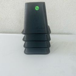 Bed risers.  Set of 4.  $10