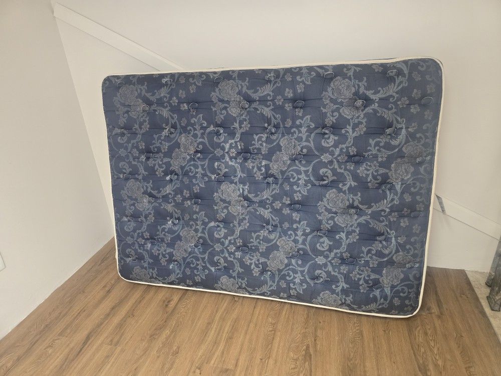 Full Size Mattress