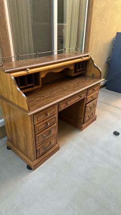 Free desk