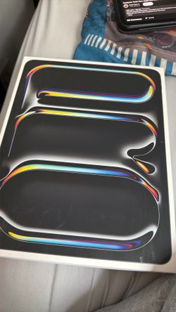 iPad Pro 13- inch (M5)