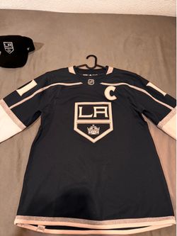 (BRAND 🆕 😱CRAZY DISCOUNT‼️🔥) Adidas Men's Anze Kopitar Los Angeles Kings Authentic NHL Jersey & Los Angeles Kings Hat🏒🧢