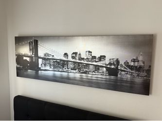 🚨 MOVING SALE 🚨 Large NYC Skyline Canvas Wall Art