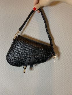 Beautiful Handbag New 70$
