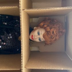 *New* Lucille Ball Hollywood Walk Of Fame porcelain Doll