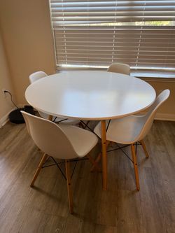 Round White Dining Table with 4 Chairs