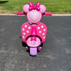 Minnie Mouse Battery Motorcycle 