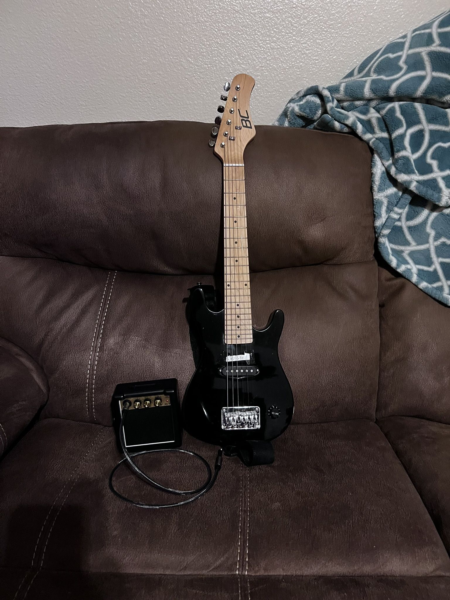 BC Kids Real Electric Guitar W/ Amp