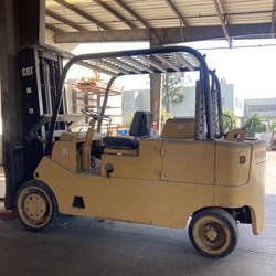Caterpillar Forklift 18,000 LB CAP Propane Powered