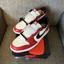 Air Jordan 1 Retro Low OG Chicago (2025) Size 10.5 $165