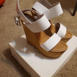Steve Madden White Size 9 Wedge Leather Shoes