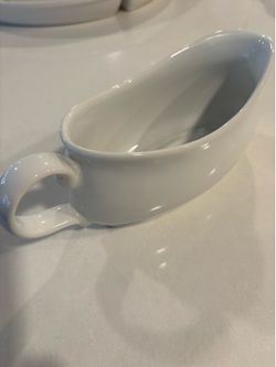 Gravy boat