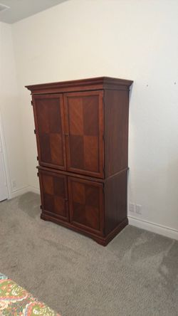 Wooden workstation