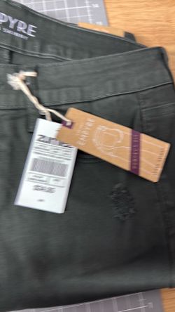 Zumiez pants