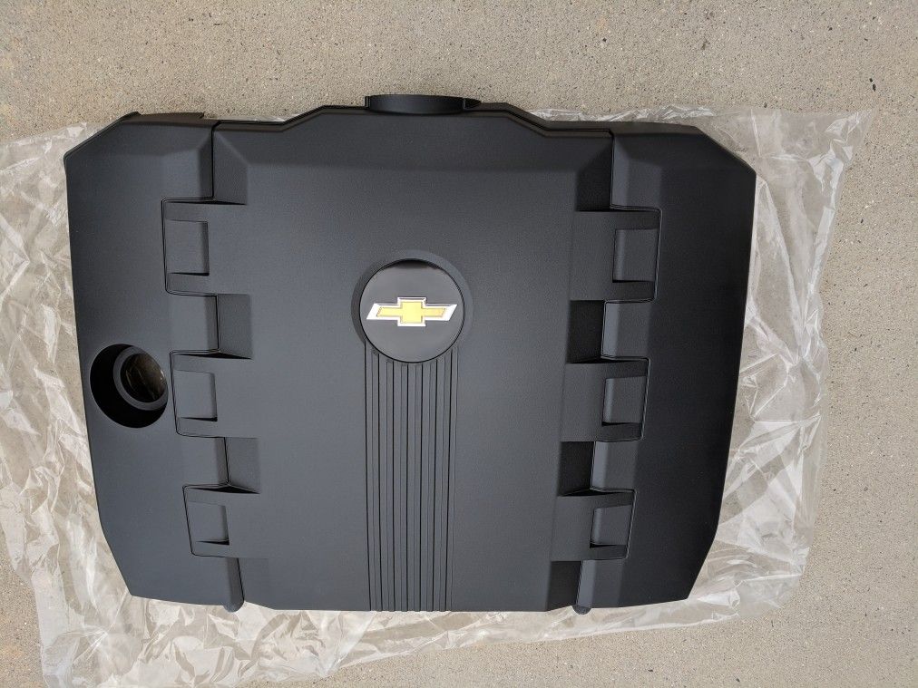 2010-15 Chevrolet Camaro RS V6 Engine Plenum Cover