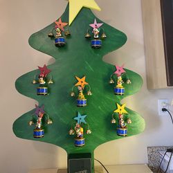 Large Handmade wood tree 1991 Mr. Christmas Mickey's Marching Band Bells