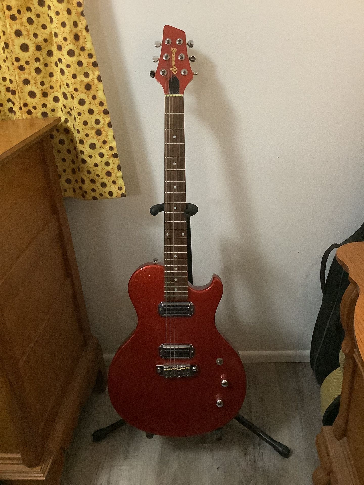 Brownsville 'Thug' Red Sparkle Electric Guitar