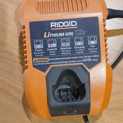 Rigid 12 V Battery Charger 