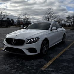 2018 Mercedes Benz E-Class E 300 4MATIC 4D