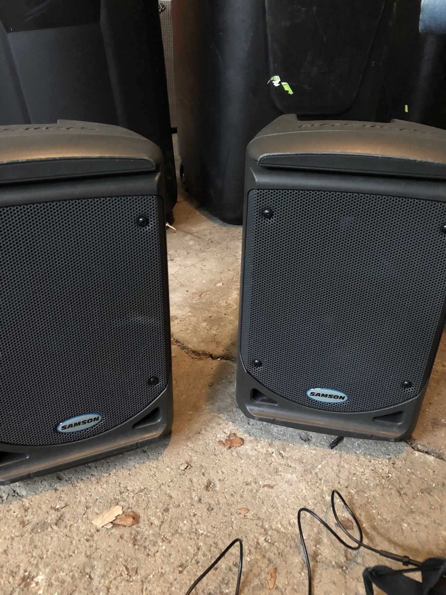 Samson Expedition XP150 portable PA system