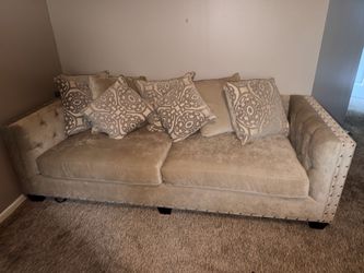 Cindy Crawford Sofa