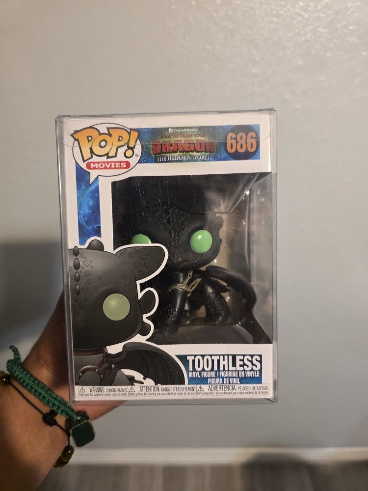 POP Funko How to Train Your Dragon 3: The Hidden World - Toothless Vinyl Figure (Includes Compatible Box Protector Case)